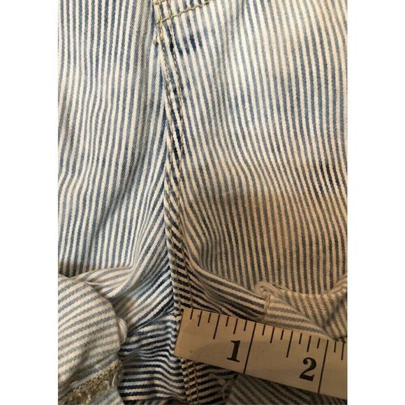 BDG Shorts Blue Striped Denim Roll Cuff High Rise Shorts size 26 - Picture 7 of 11